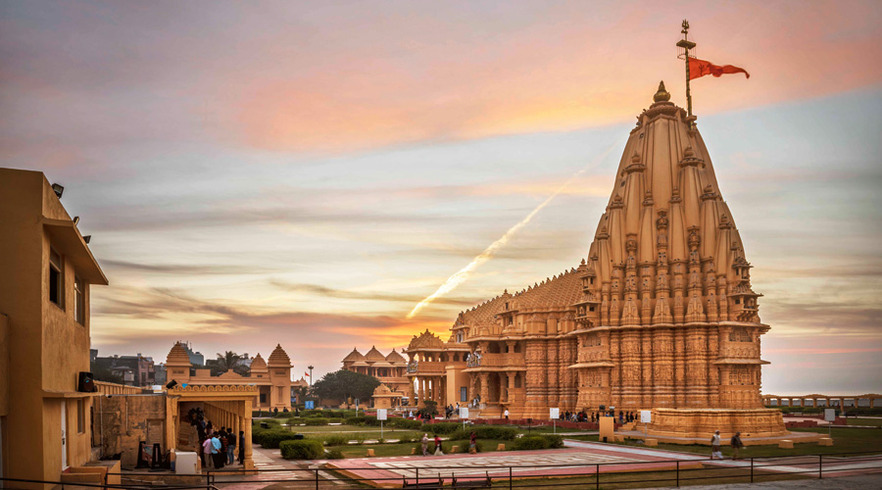 package-itinerary16583952023621Somnath-Temple-Somnath-Veraval-Gujarat-India13 (1)